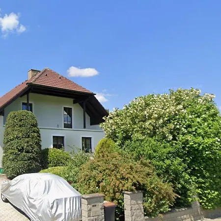 Grosszuegiges In Ruhiger Lage *